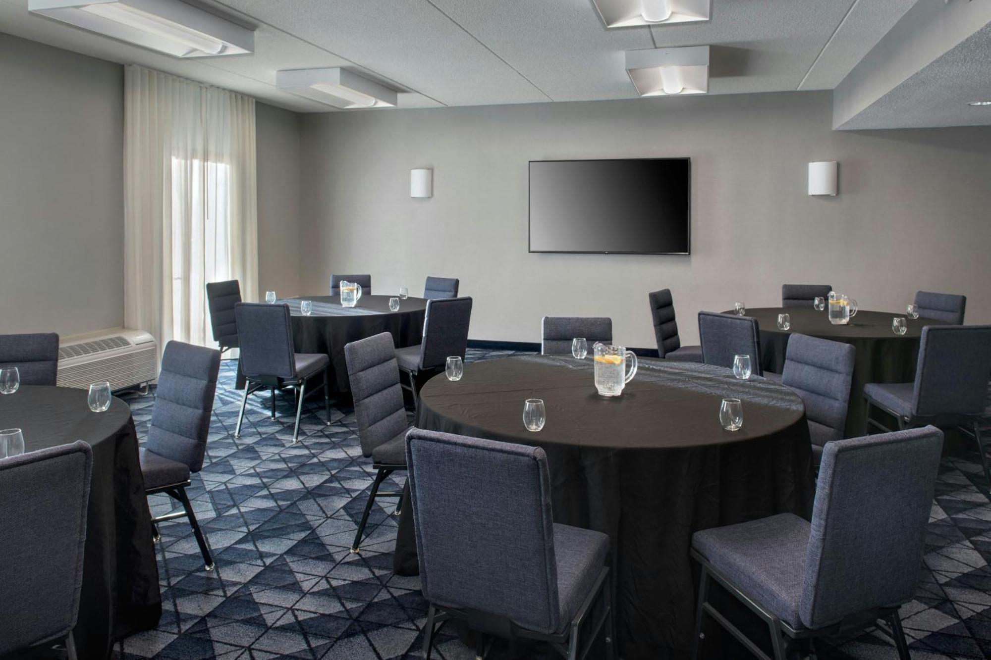 Courtyard By Marriott Silver Spring North/White Oak Zewnętrze zdjęcie