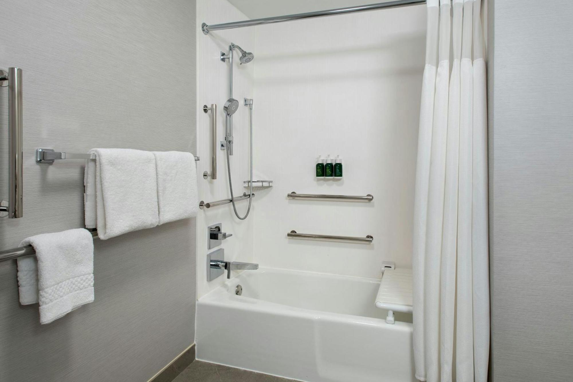 Courtyard By Marriott Silver Spring North/White Oak Zewnętrze zdjęcie