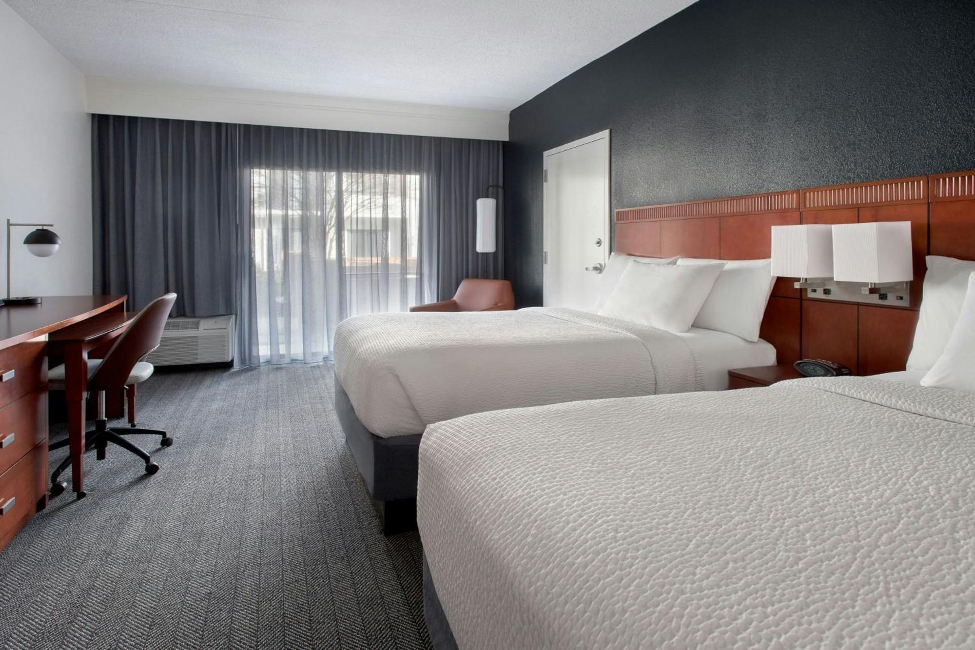 Courtyard By Marriott Silver Spring North/White Oak Zewnętrze zdjęcie