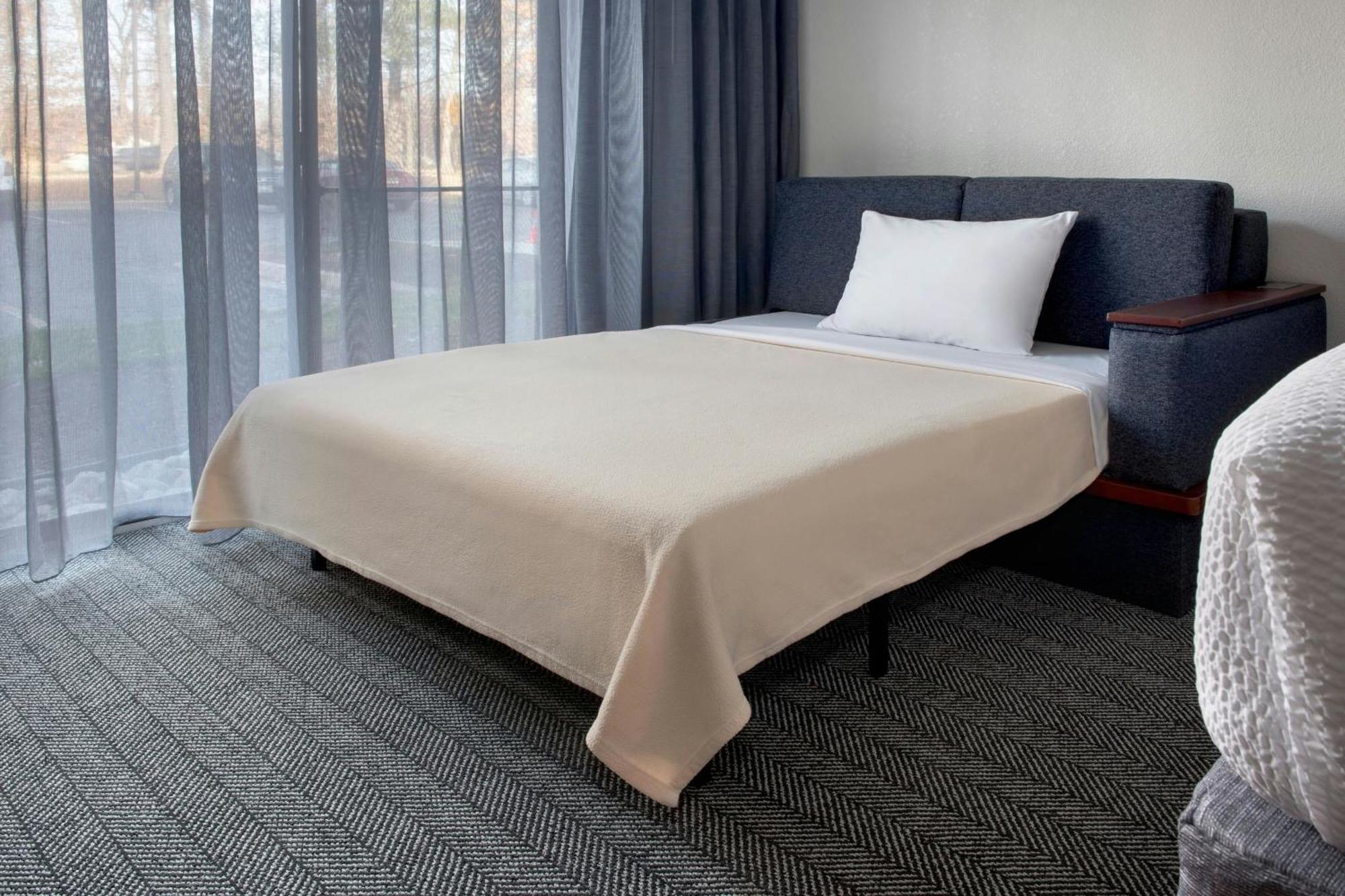 Courtyard By Marriott Silver Spring North/White Oak Zewnętrze zdjęcie